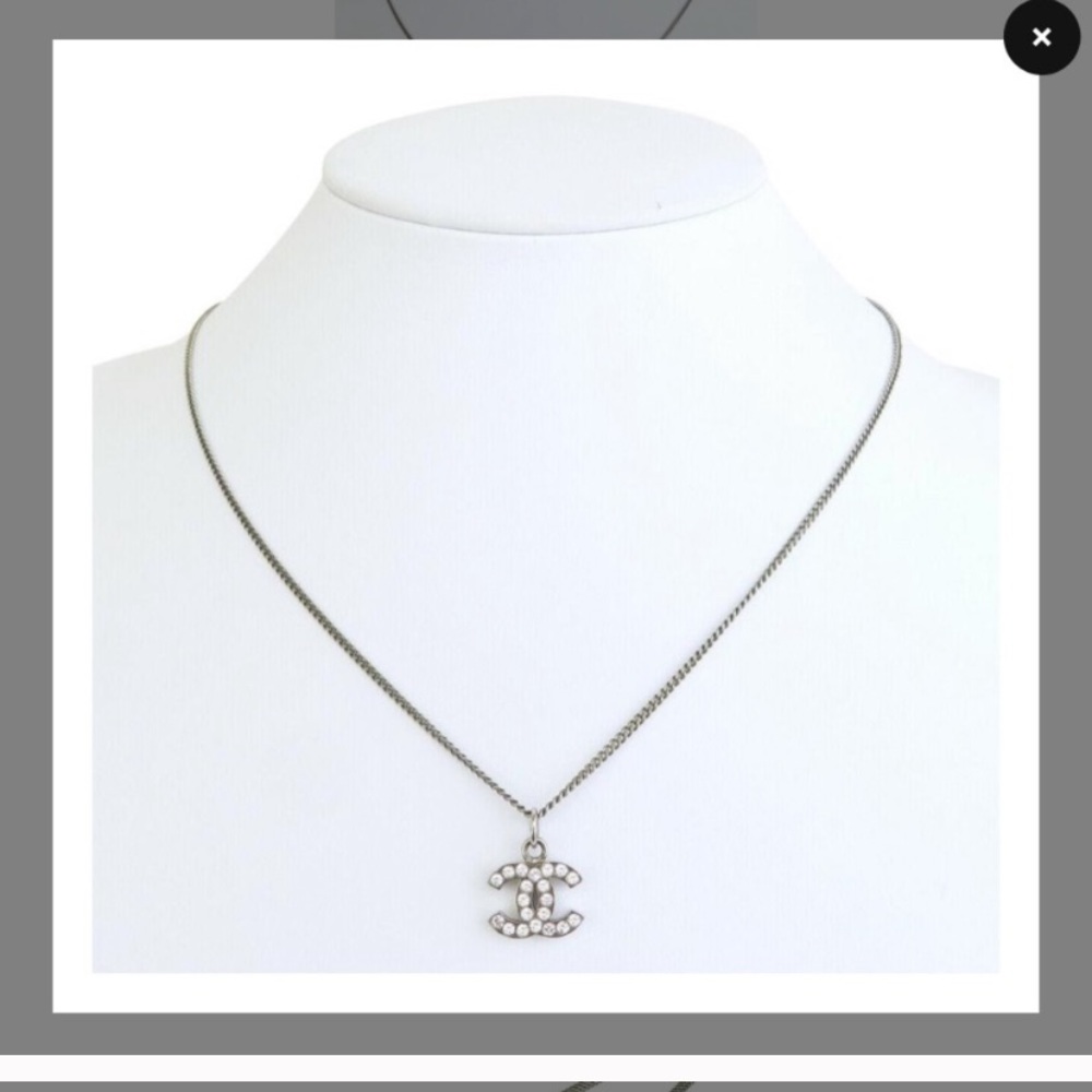 ❗️❗️SOLD❗️❗️Chanel double c crystal necklace✨